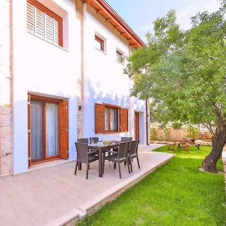 Daire çukurbağ köyünde 4 tane villa *