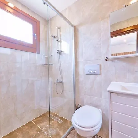 Daire çukurbağ köyünde 4 tane villa